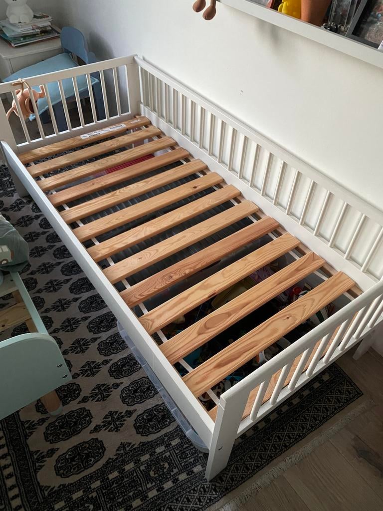 Kinderbed wit, Ophalen, 70 tot 85 cm, 140 tot 160 cm, Zo goed als nieuw