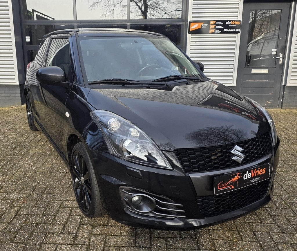 Suzuki Swift 1.6 Sport *CLIMA-KEYLESSGO-CRUISECTRL*, Auto's, Voorwielaandrijving, Euro 5, Gebruikt, 4 cilinders