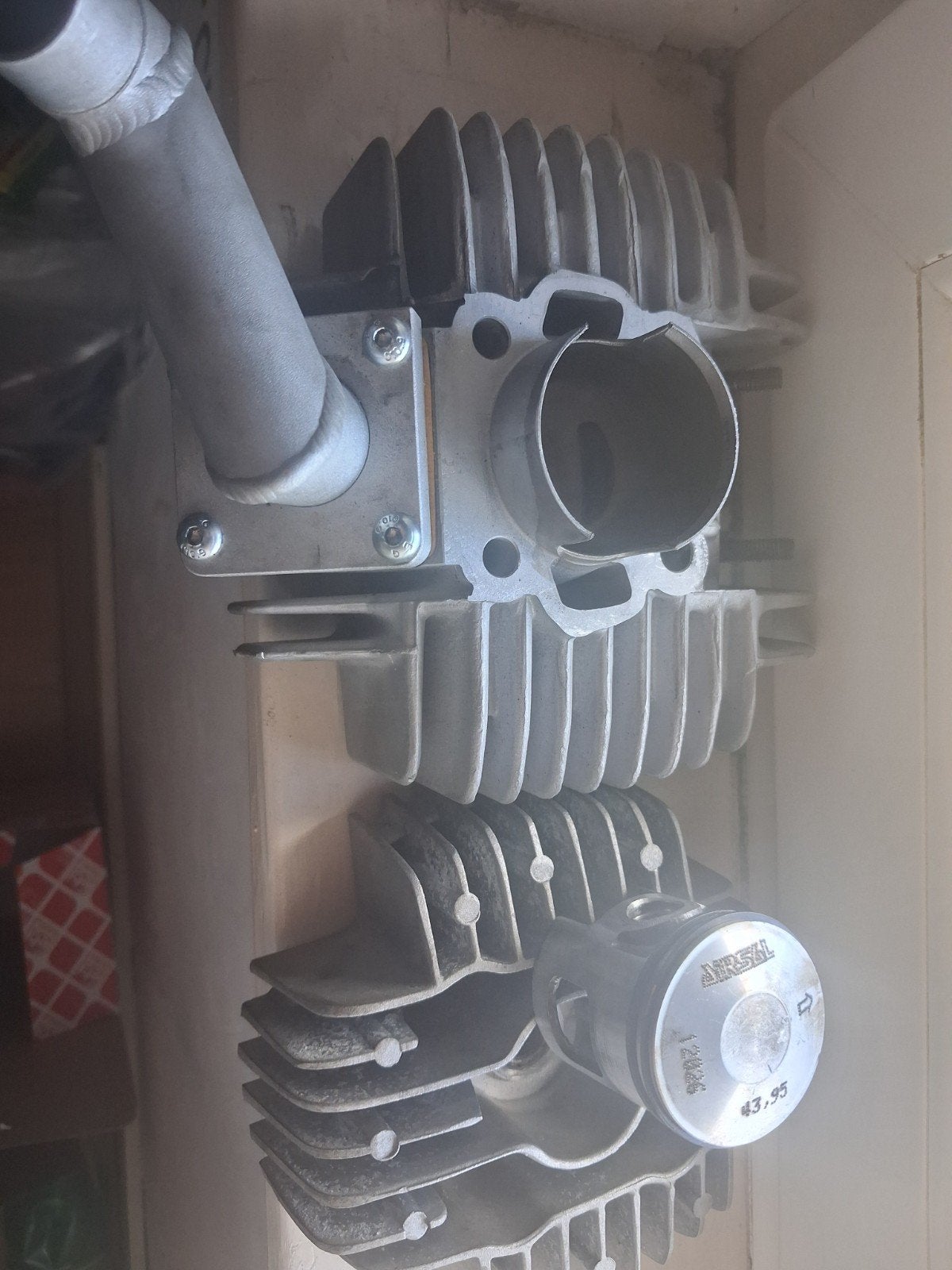 65cc airsal cilinder tomos, Fietsen en Brommers, Ophalen of Verzenden, Zo goed als nieuw, Cilinder
