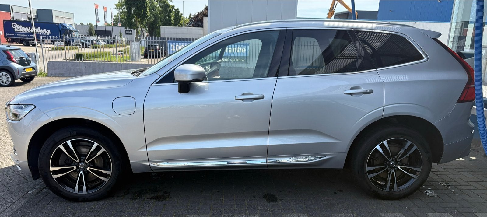 Volvo XC60 T8 Twin Engine 390pk Geartronic AWD 2020 Grijs, Auto's, Volvo, Particulier, XC60, Hybride Elektrisch/Benzine, Plug-in hybride