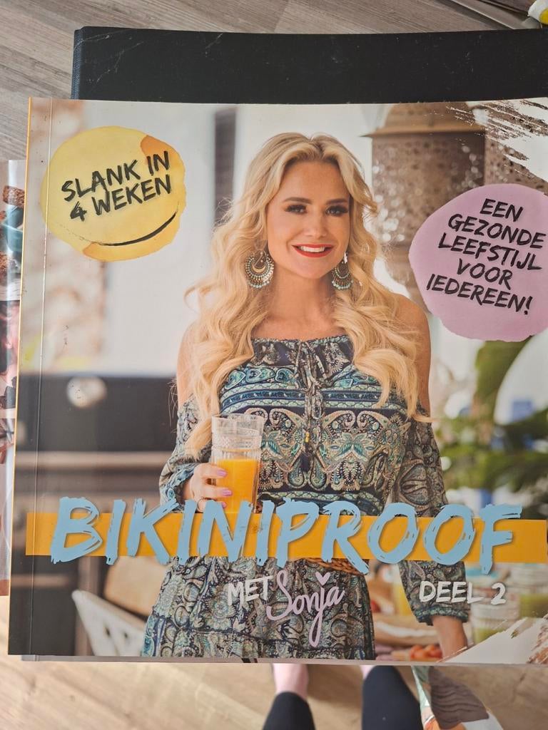 Bikiniproof met Sonja - deel 2, Ophalen of Verzenden, Zo goed als nieuw