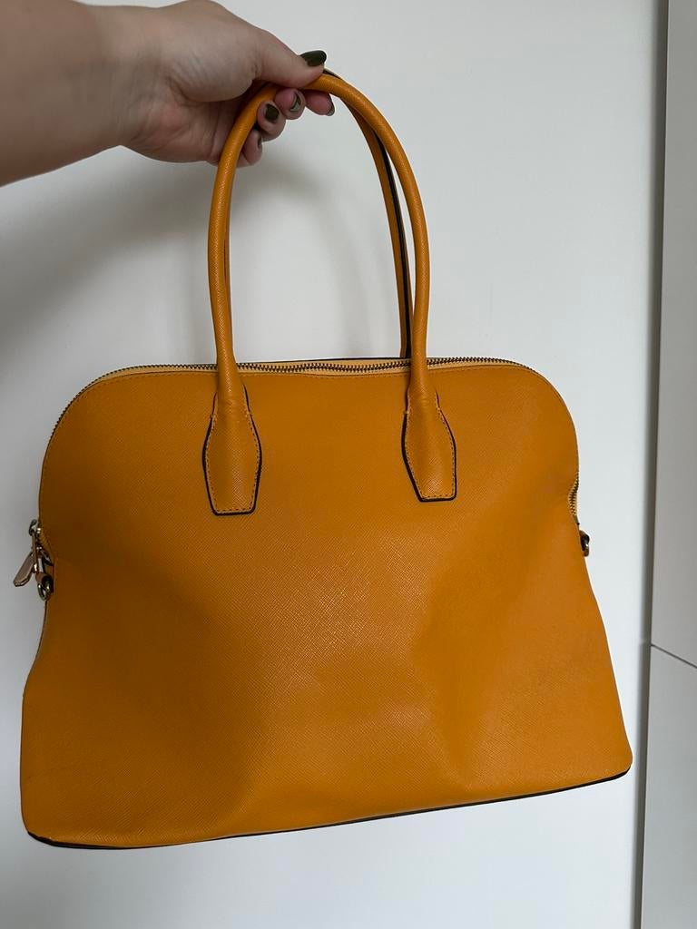 Mooie gele/oker tas va H&M, Sieraden, Tassen en Uiterlijk, Tassen | Damestassen, Zo goed als nieuw, Handtas, Geel, Verzenden
