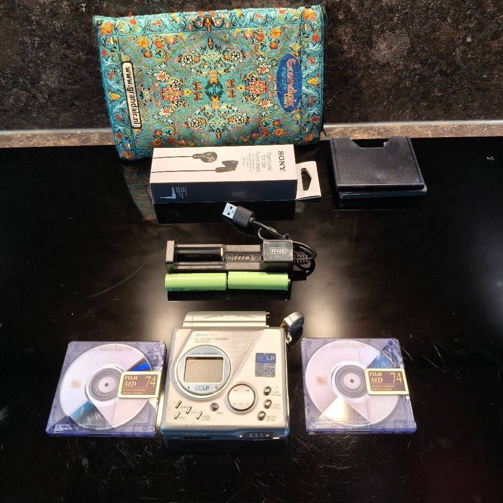 Sharp MD-MT99(S) draagbare MiniDisc-recorder met MDLP, Ophalen of Verzenden, Minidisc-recorder