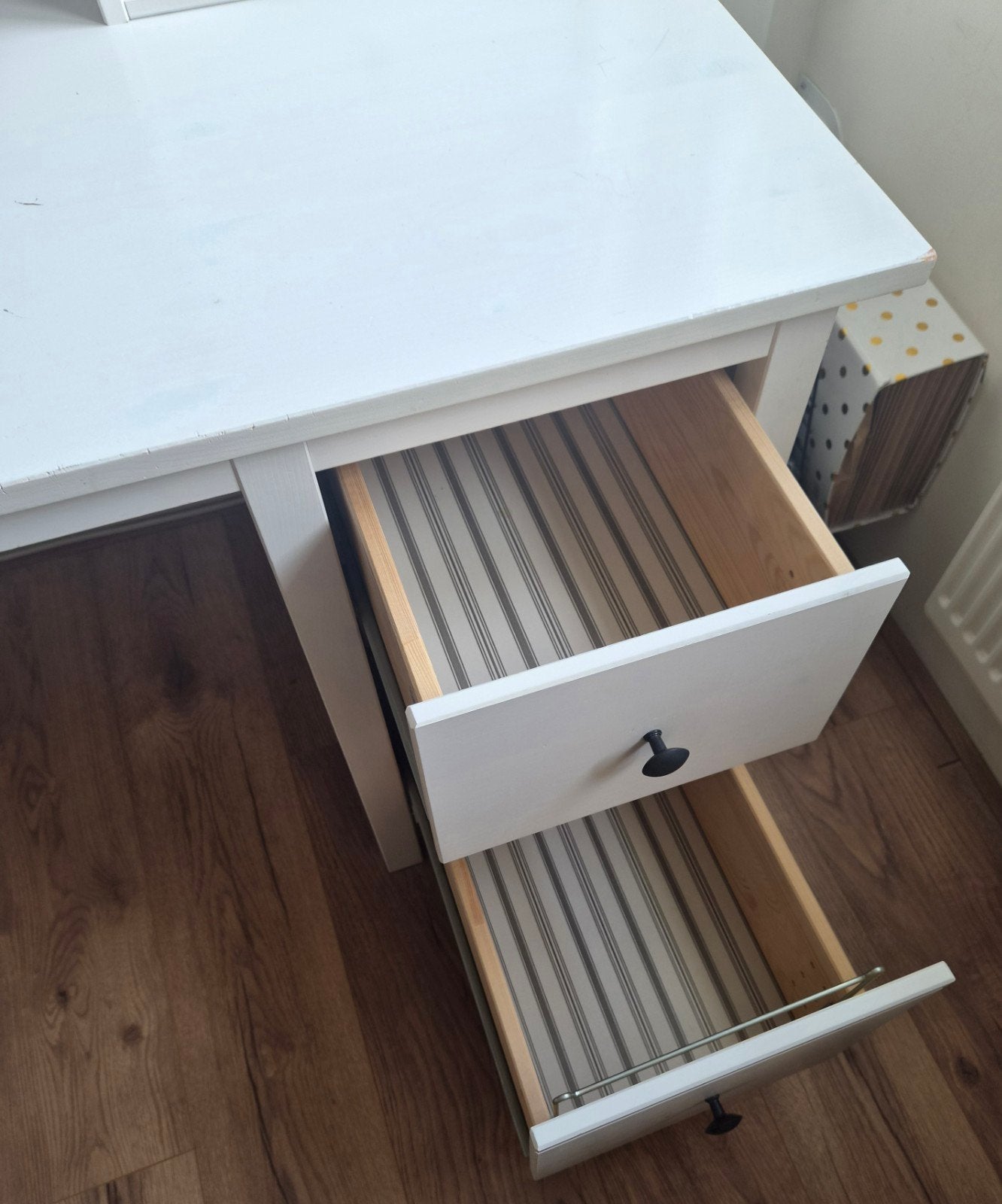 Foto 3 van Bureau Hemnes Ikea, met opzetstuk