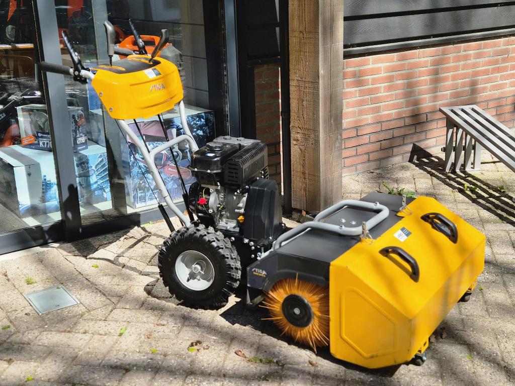 Stiga veegmachine (zo goed als nieuw!), Ophalen, Zo goed als nieuw, Stiga