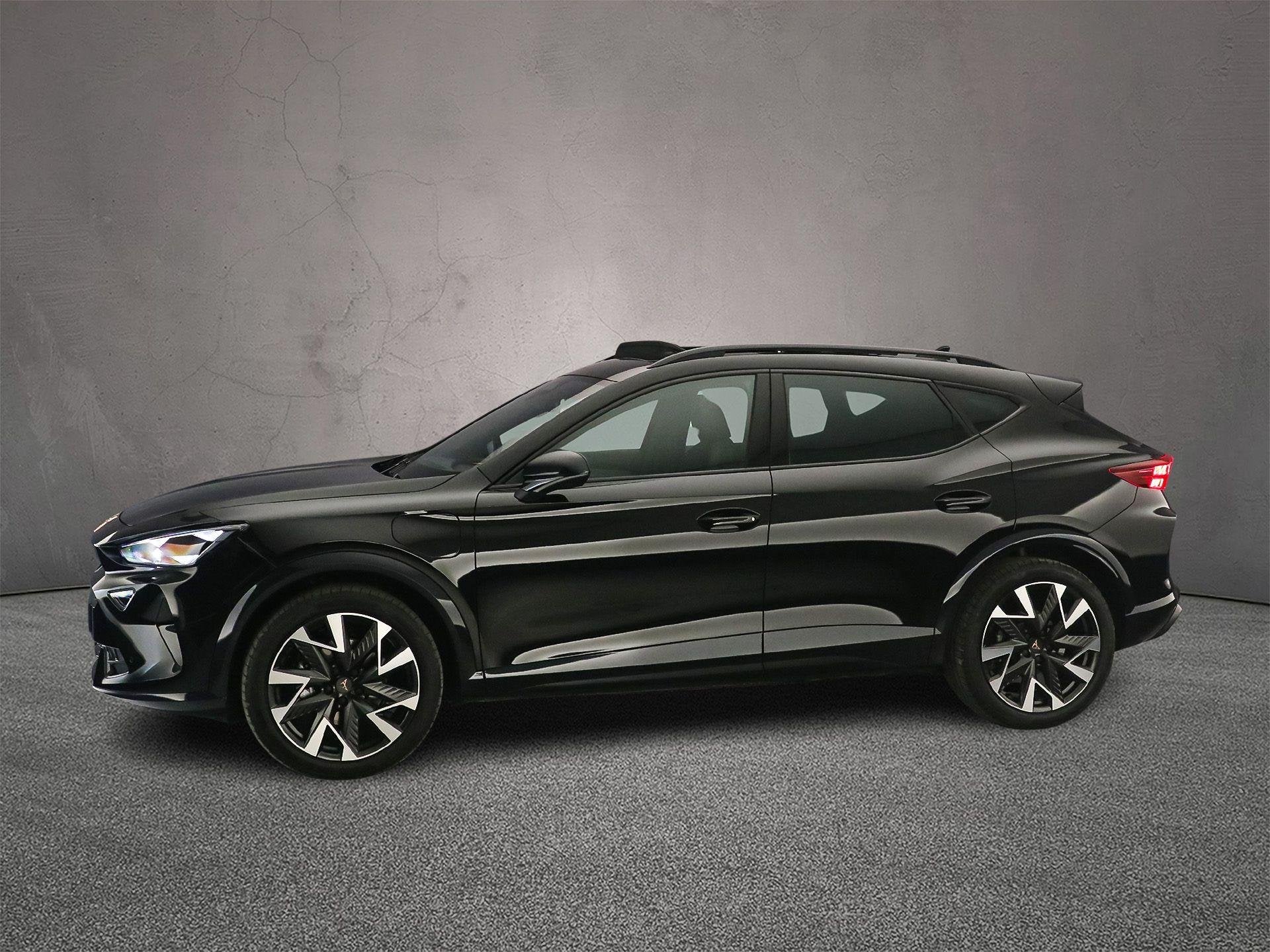 CUPRA Formentor Business 1.5 TSI eHybrid 204pk DSG Automaat, Auto's, Stof, 4 cilinders, Formentor, Zwart
