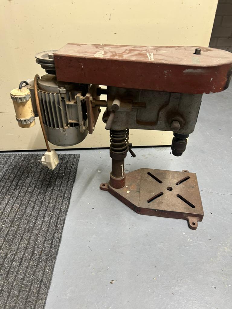 Kleine kolomboormachine, Ophalen, Gebruikt, Minder dan 400 watt, Kolomboormachine