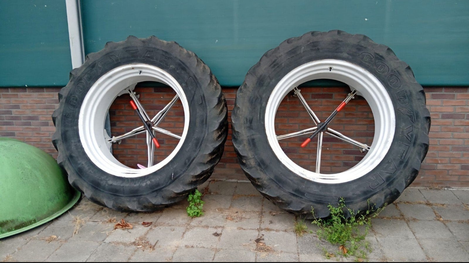 Te koop dubbelucht 16.9 r38 en kemp voerband/voeraanschuifba, Ophalen of Verzenden