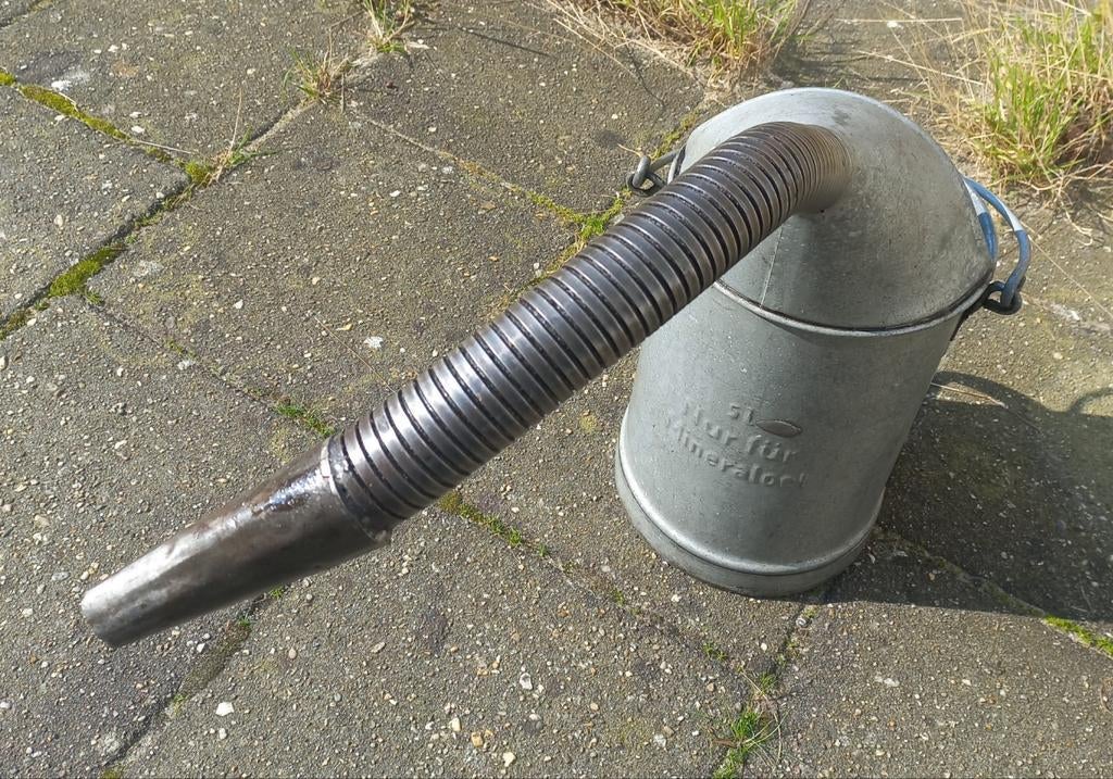 Zinken oliekan 5L, Ophalen