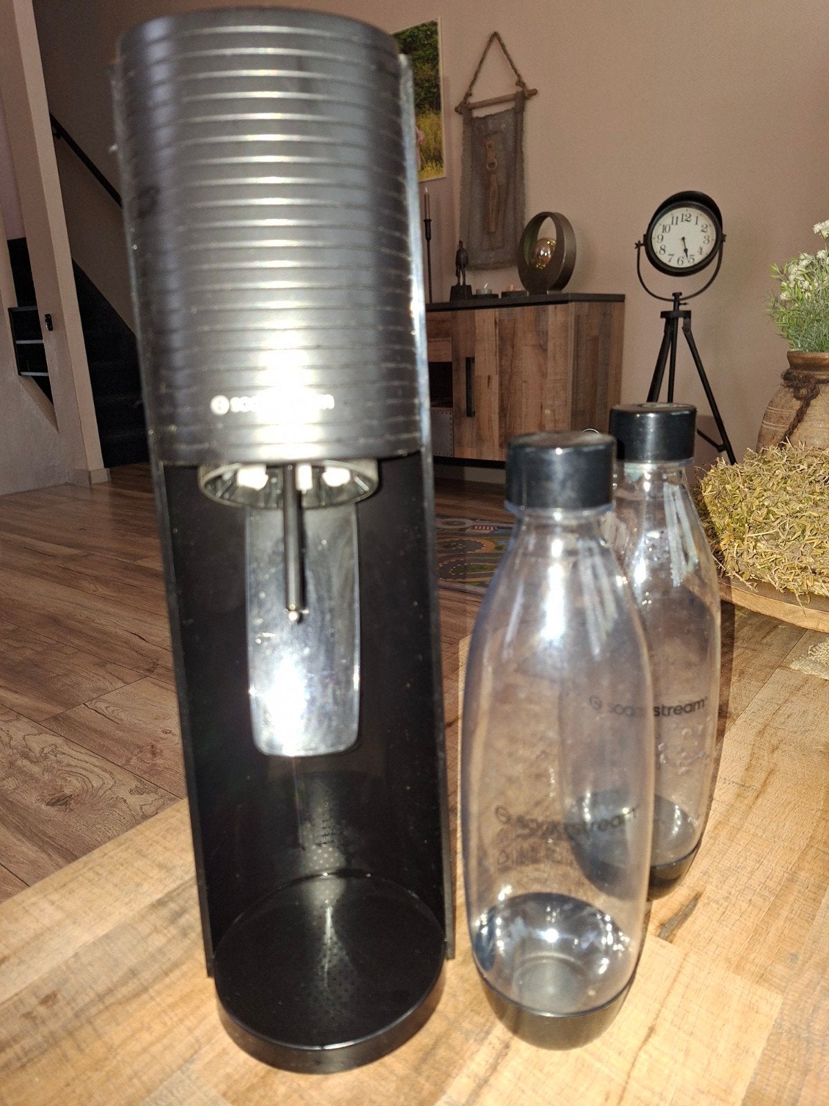 SodaStream bruiswatermaker met 2 flessen, Ophalen, Gebruikt