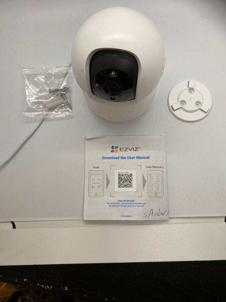 EZVIZ WiFi IP security Camera, Ophalen of Verzenden, Zo goed als nieuw, Binnencamera