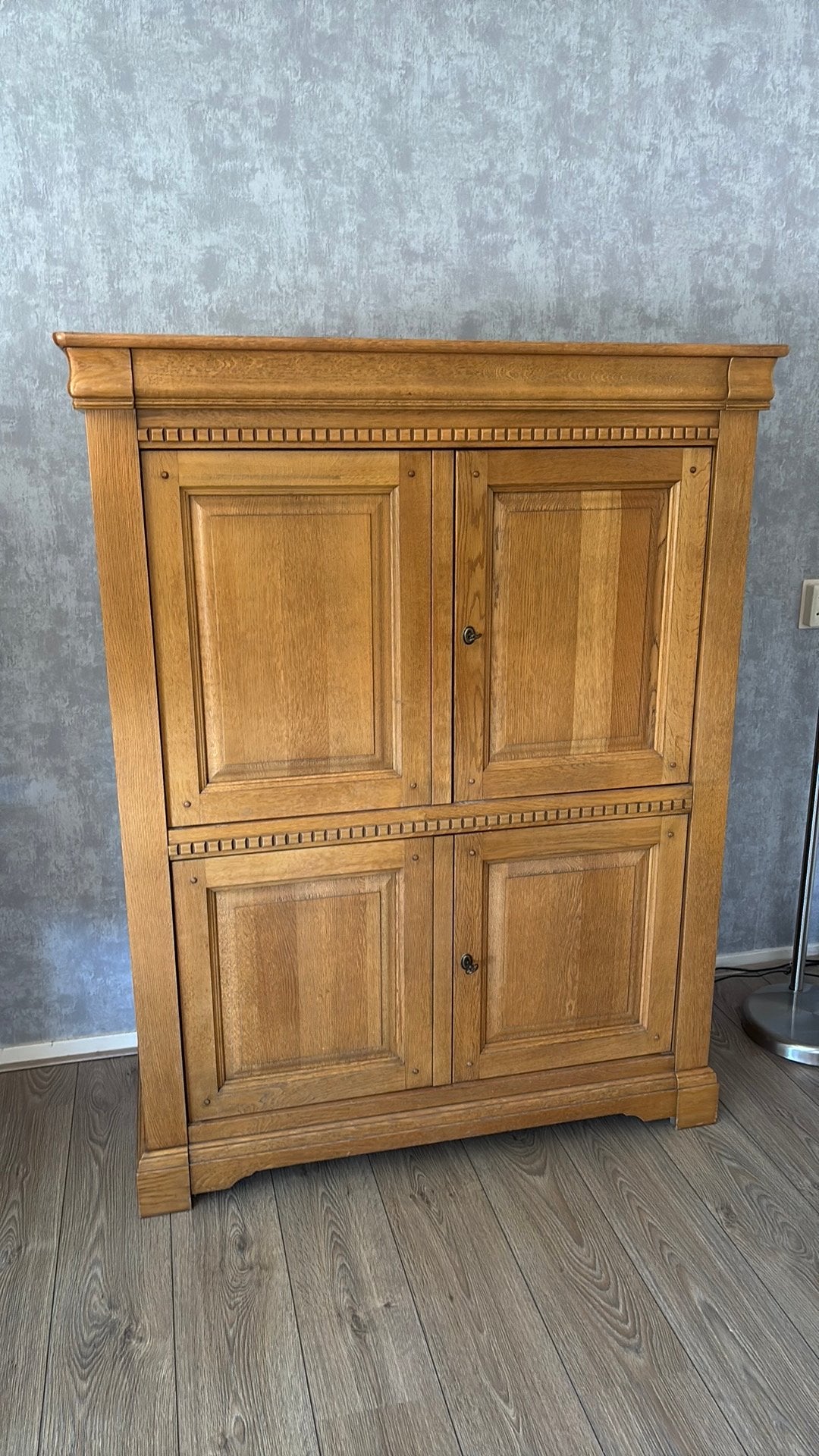 Prachtige Blank eiken computerkast., Ophalen