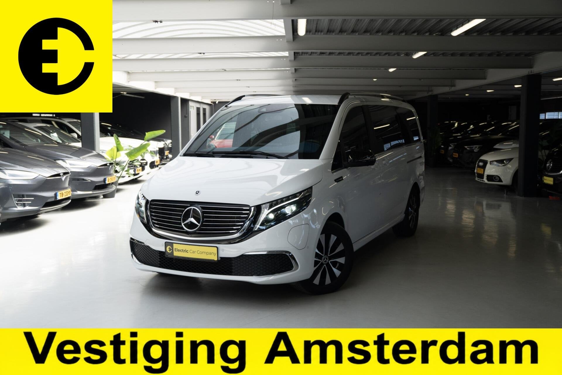 Mercedes EQV 300 L2 90kWh | SoH 93,0% | Leder | Panoramadak, Gebruikt, Overige carrosserieën, Leder, 204 pk