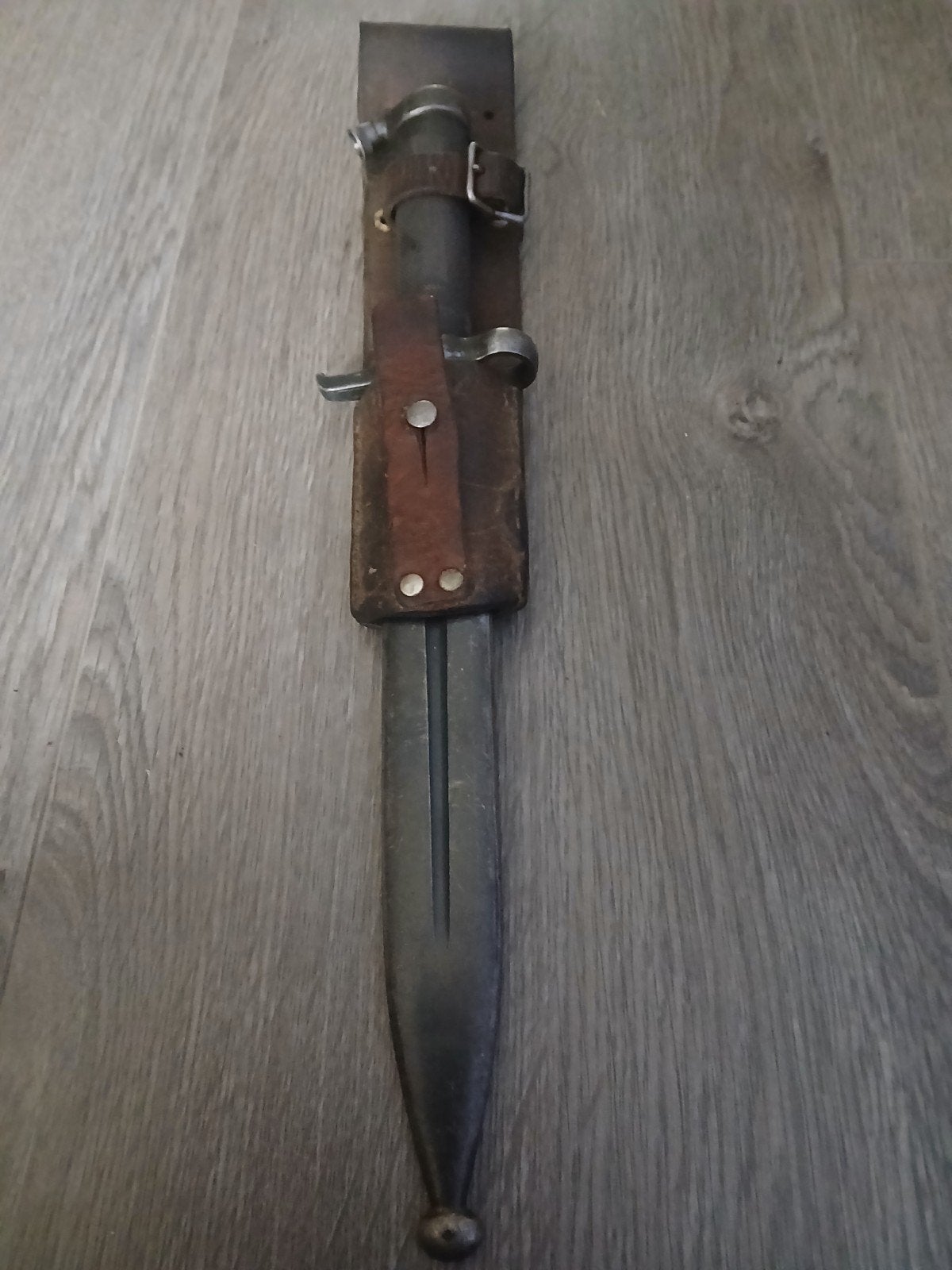 Zweedse m1896 bajonet met schede en lederen frog, Verzamelen, Ophalen of Verzenden, Landmacht, Overige gebieden, Mes of Dolk