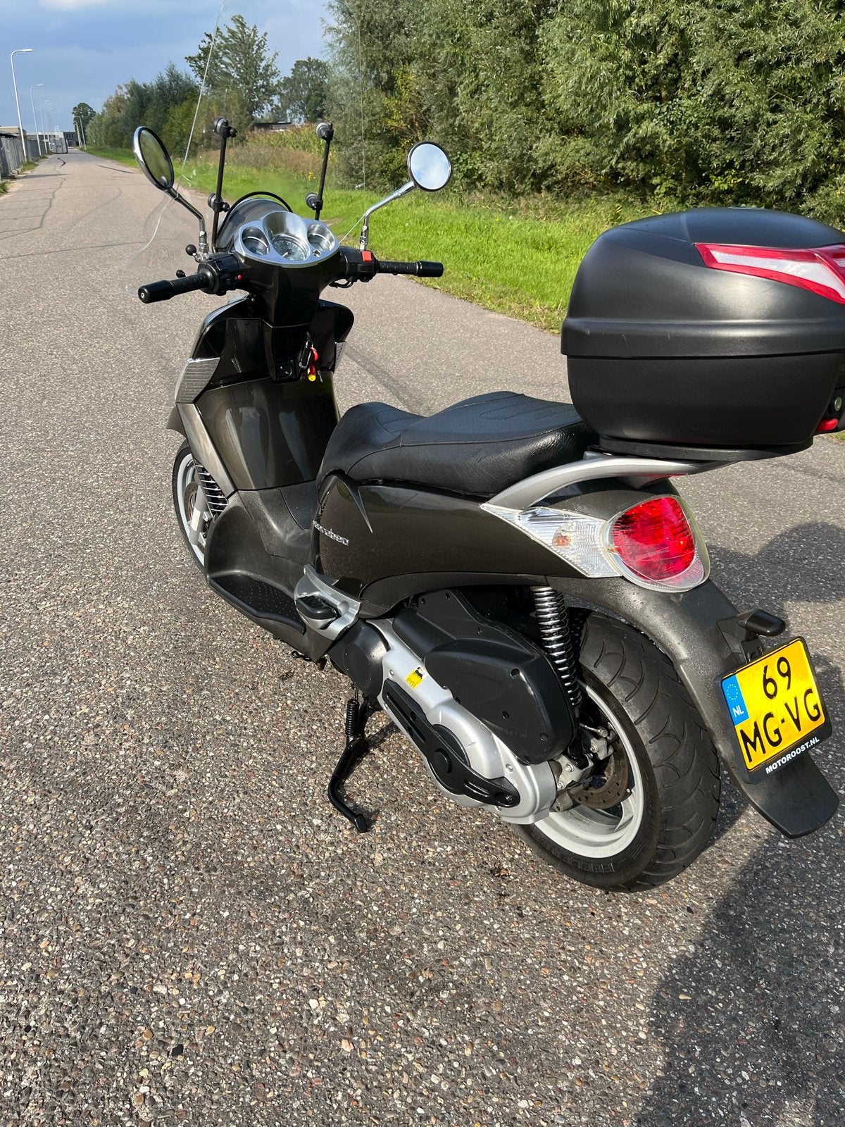 Scarabeo 500cc Motorscooter, Particulier, Scooter