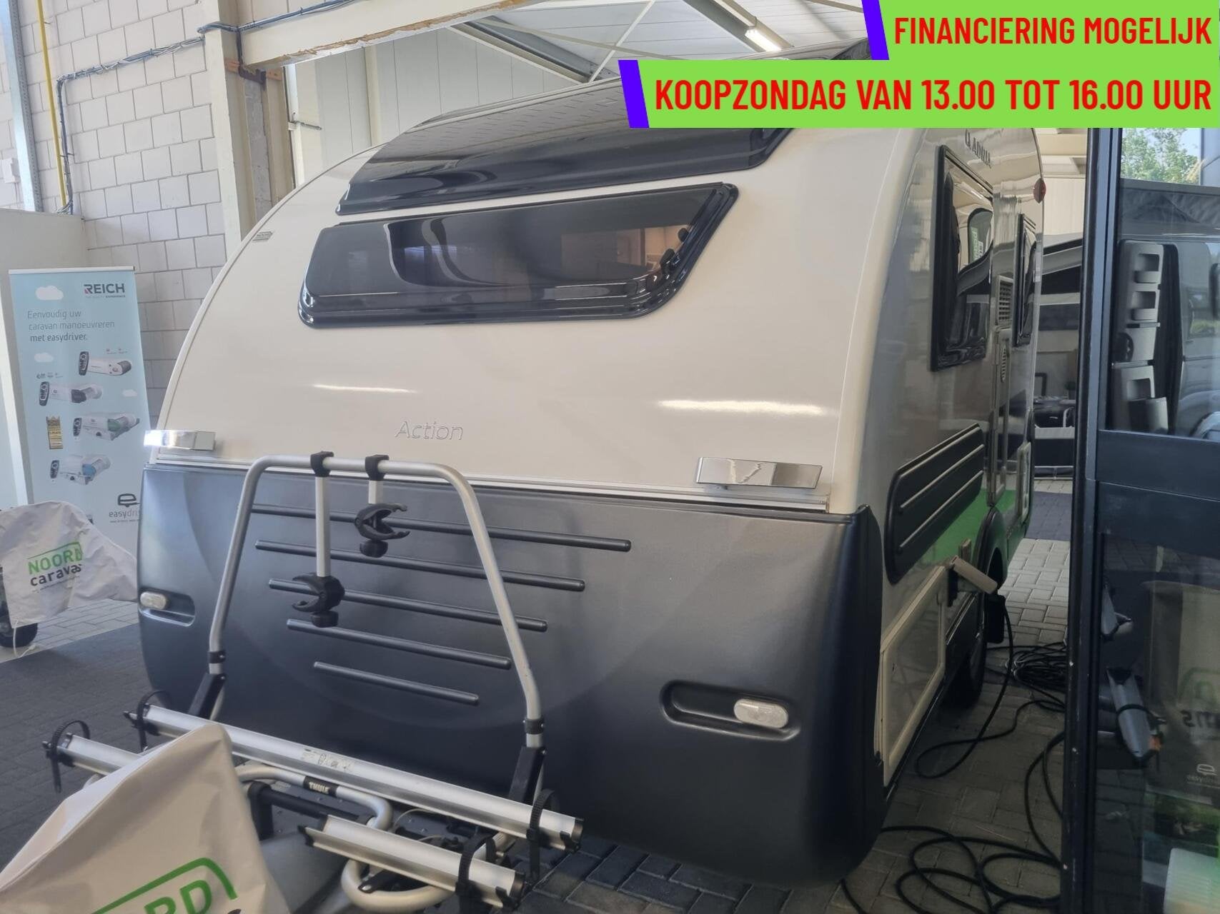Adria ACTION 361LH MOVER + PANO DAK + ENKELE BEDDEN + DOUCHE, Caravans en Kamperen, Hordeur, Tot en met 2, Bedrijf, 750 - 1000 kg