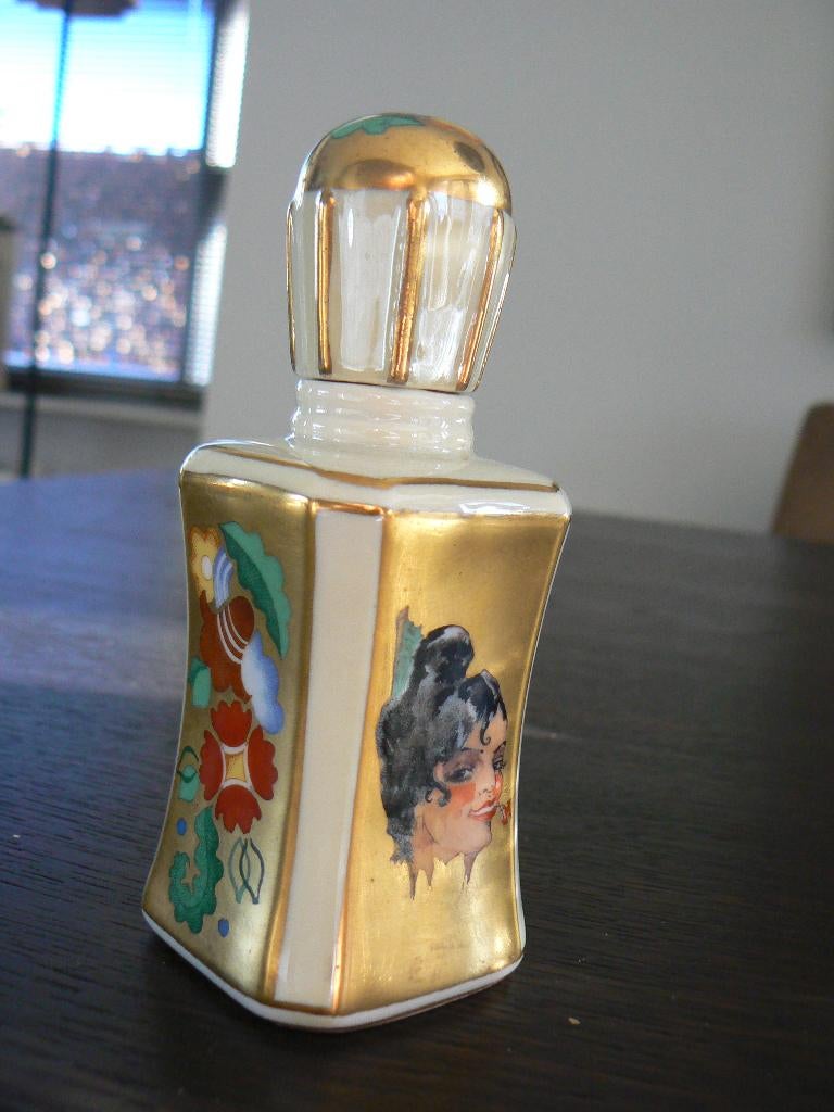 Parfumfles Romey Chiquita Paris 11.5 cm hoog 1946, Ophalen of Verzenden, Gebruikt, Miniatuur