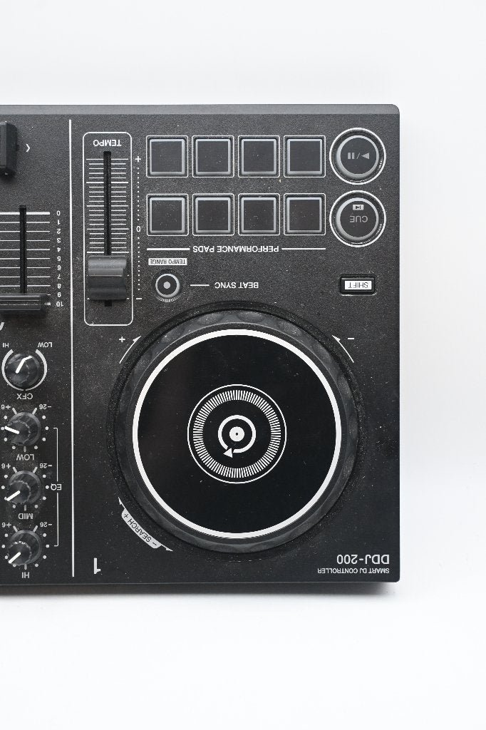 Pioneer DDJ 200 / Mini DJ Controller, Muziek en Instrumenten, 6-20-8 Nishi-Shinjuku, Shinjuku-ku, Tokyo 160-0023, Japan, Gebruikt