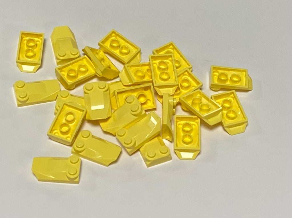 Partij 25x nieuwe 3x3x2/3 Lego dakpannen in diverse kleuren