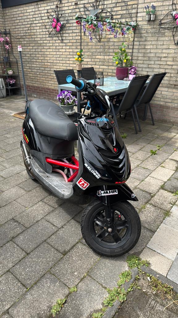 Zip 70cc sprinter, watergekoeld, Fietsen en Brommers, Scooters | Piaggio, Ophalen, Tweetakt, Maximaal 45 km/u, Zo goed als nieuw