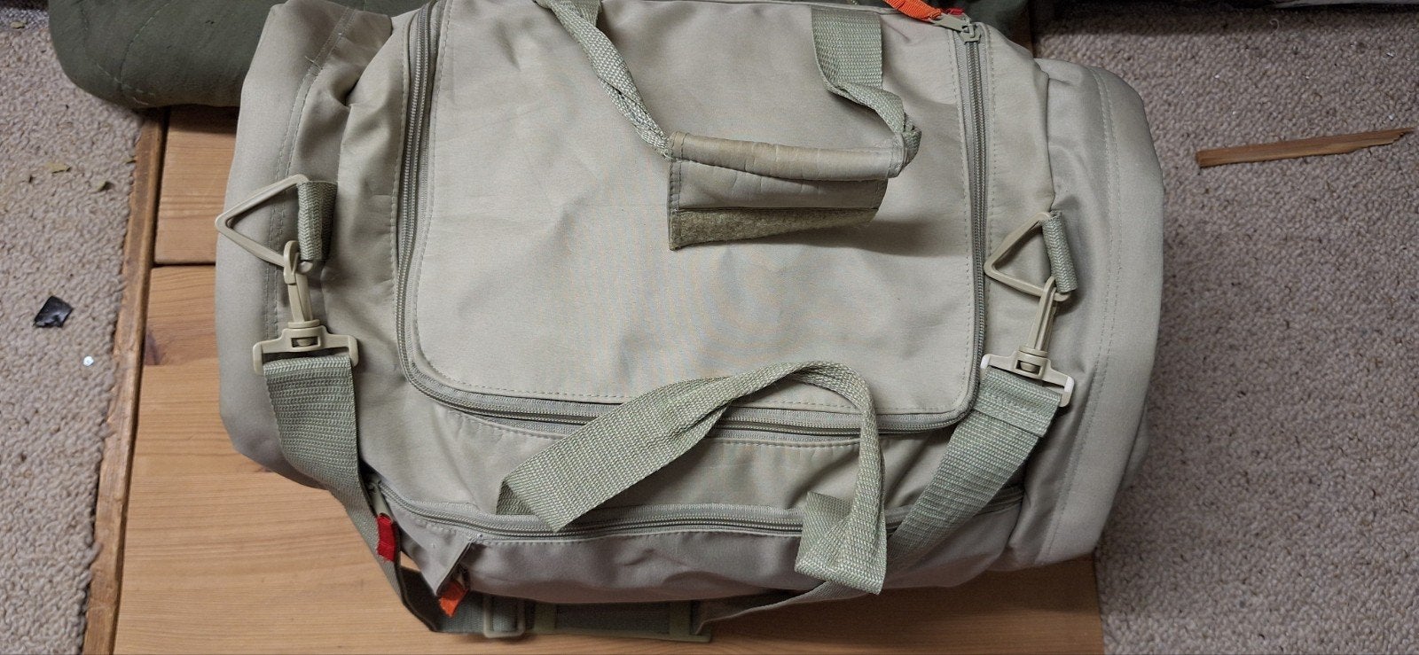 Beige reistas met veel vakken, Ophalen of Verzenden, Beige, 40 tot 60 cm, 30 cm of meer