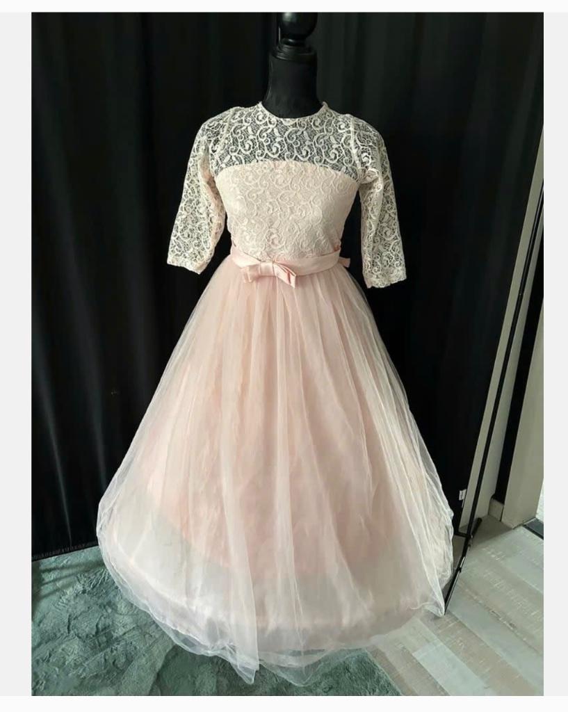 Vintage ‘60 roze trouwjurk + hoepelrok onder leuk v. paspop, Ophalen of Verzenden, Zo goed als nieuw, Accessoires, X