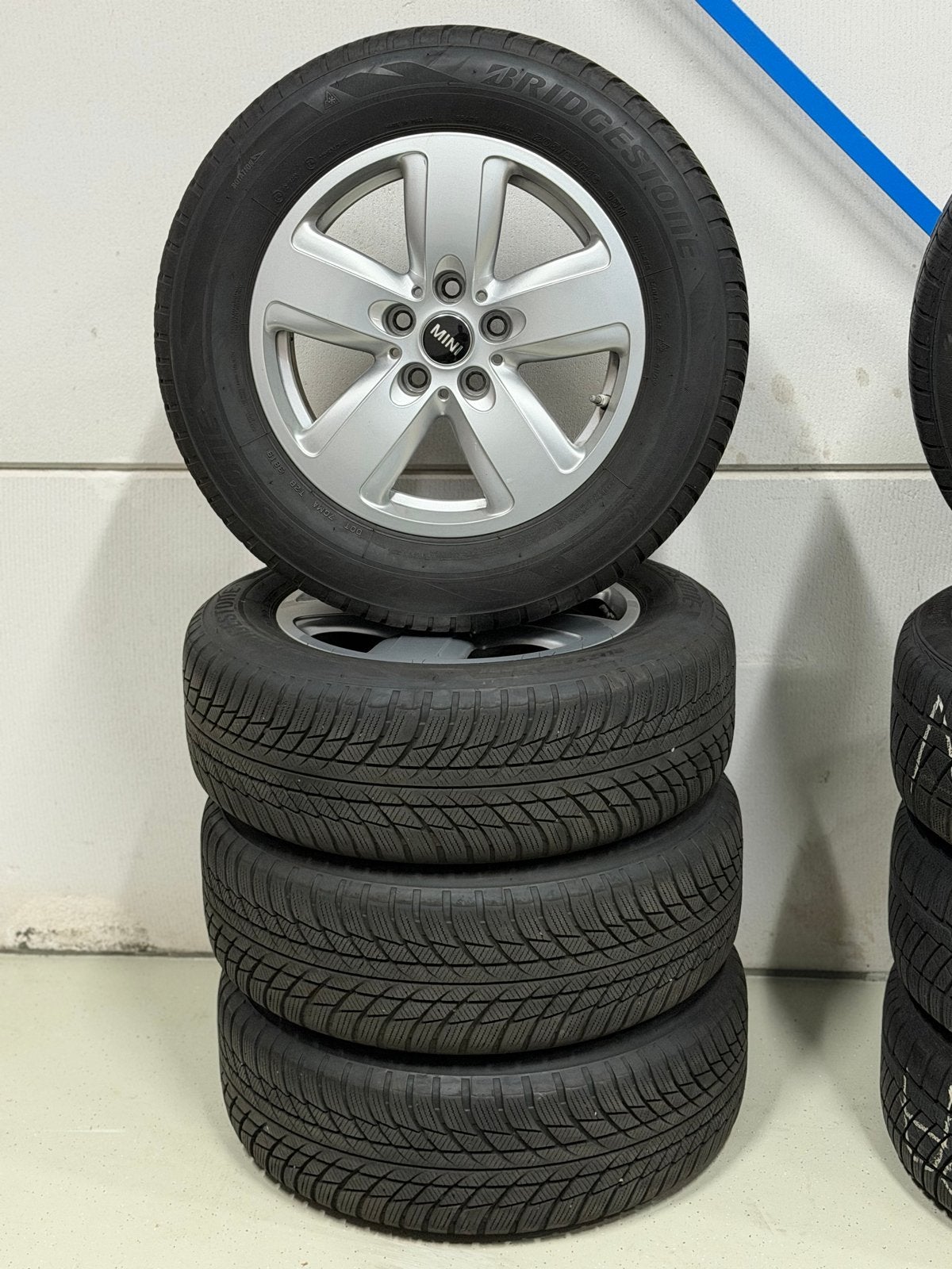 Originele 16" MINI Countryman F60 Velgen + Bridgestone Bande, Auto-onderdelen, Verlichting, Ophalen, Gebruikt