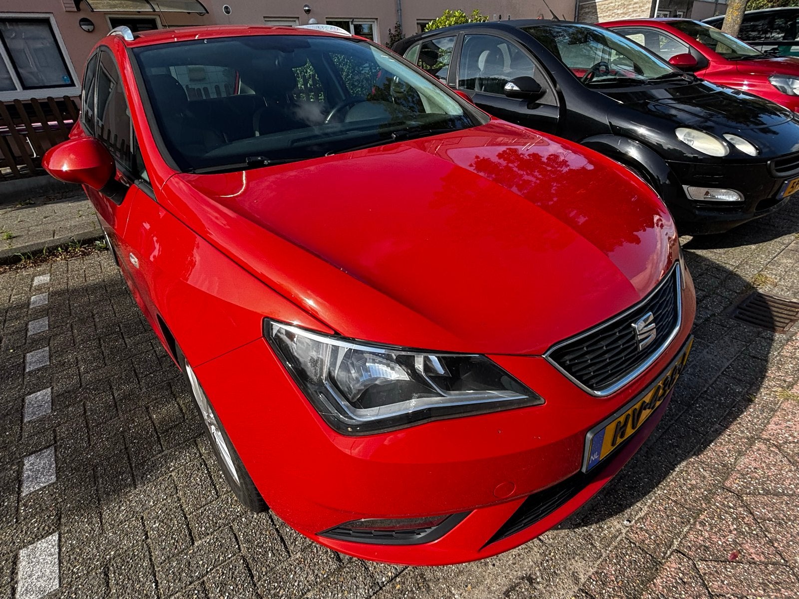 Seat Ibiza 1.0 TSI 70KW ST 2016 Rood, Auto's, Voorwielaandrijving, 40 €/maand, Ibiza, Origineel Nederlands