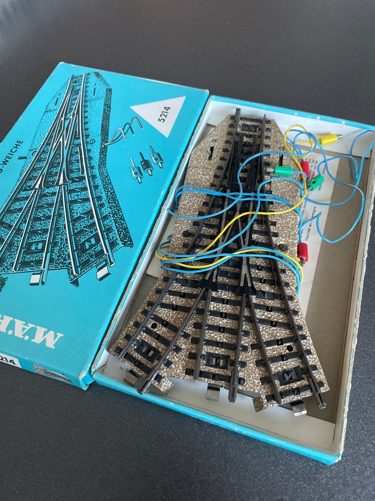Märklin 5214 Symmetrische Drieweg Wissel - Zo goed als nieuw, Wisselstroom, Rails, Ophalen of Verzenden, Zo goed als nieuw