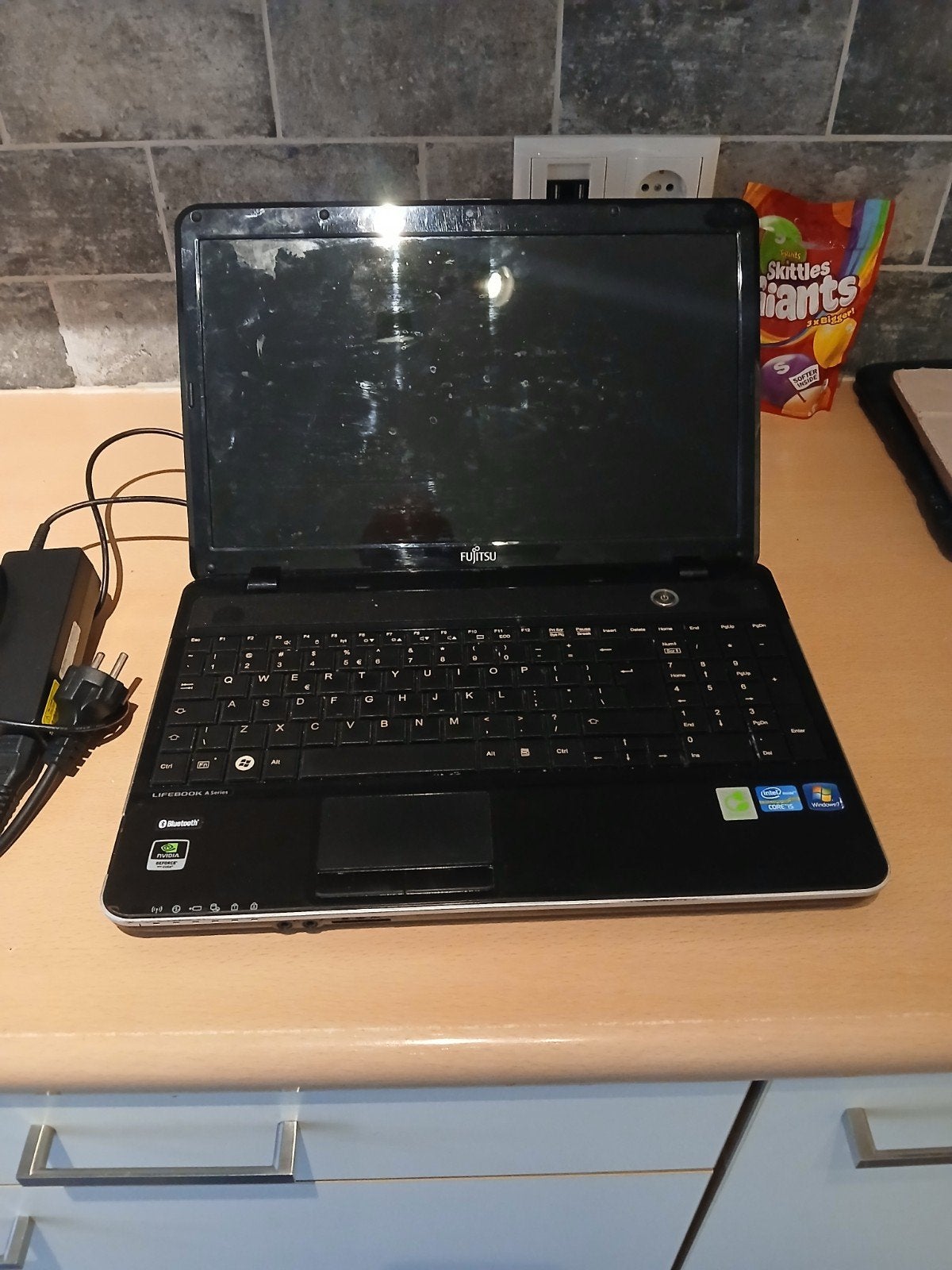 Fujitsu laptop, Computers en Software, Windows Laptops, Ophalen, Niet werkend, 15 inch, 2 tot 3 Ghz