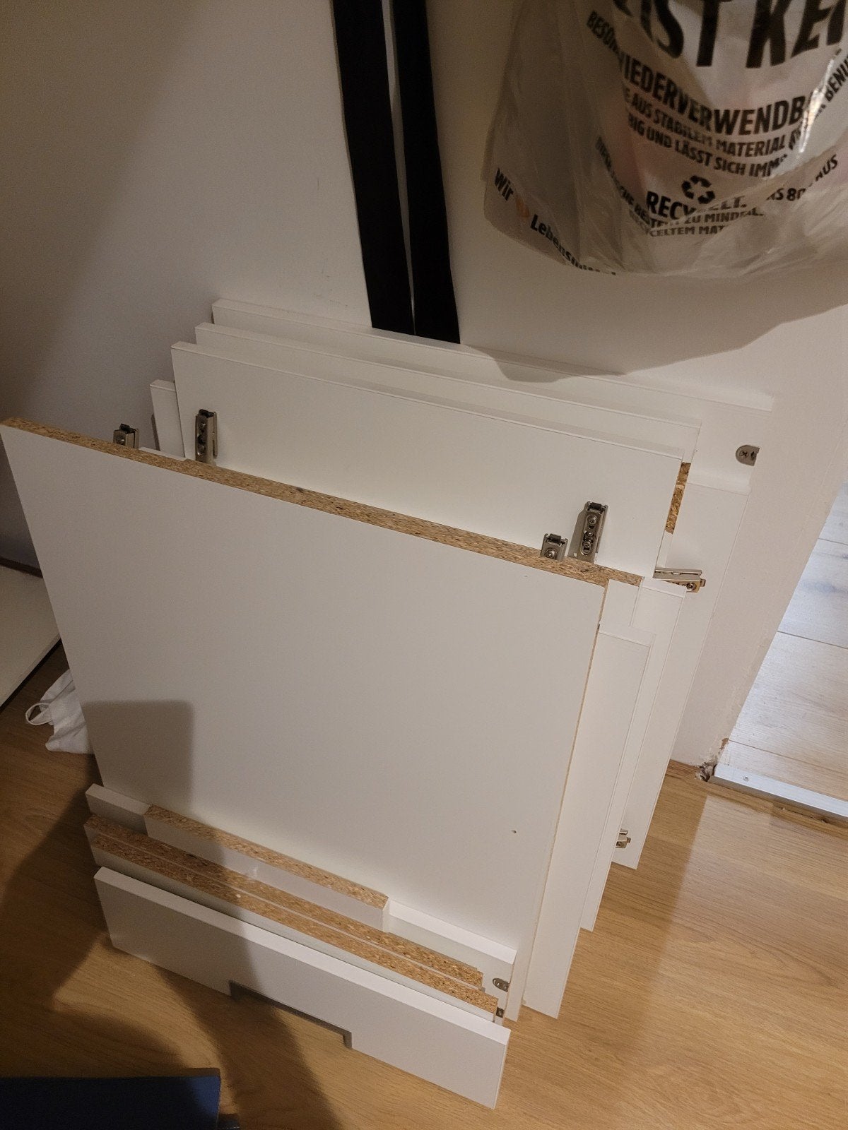 Kast voor schuine wand, Ophalen, Overige materialen, Strak, 200 cm of meer