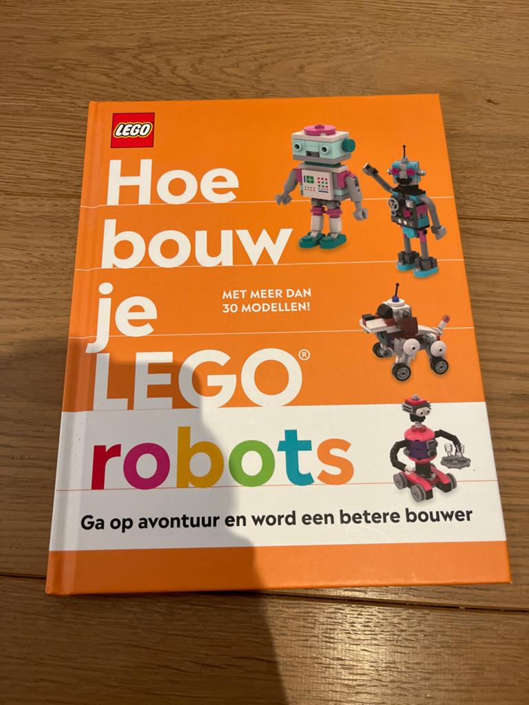 LEGO Robots Bouwboek - Meer dan 30 modellen, Ophalen of Verzenden, Zo goed als nieuw, Uitklap-, Voel- of Ontdekboek, 3 tot 4 jaar