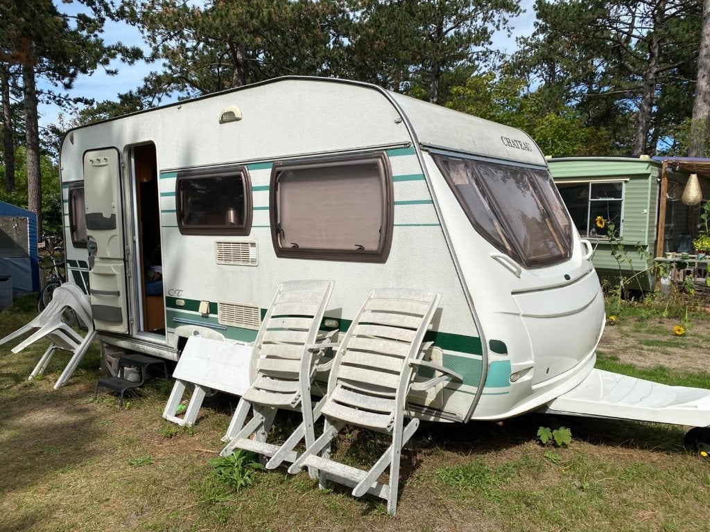 Tourcaravan Chateau Calista 430, Particulier, 5 tot 6 meter, Tot en met 4, Standaardzit
