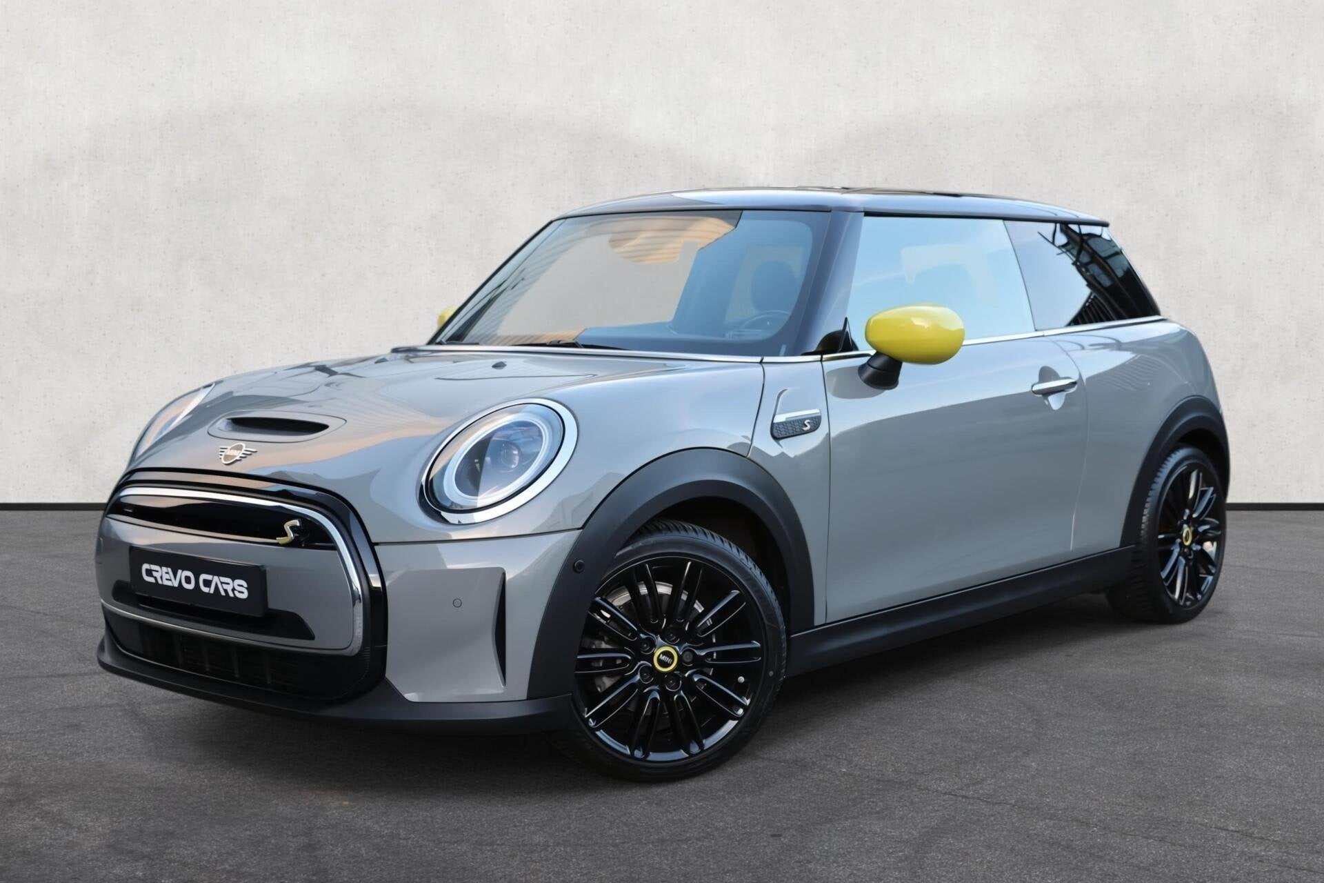 Mini Electric Classic 33 kWh | PANO | PDC | SOH 95.1% |, Auto's, Dealer onderhouden, Gebruikt, 33 kWh, 4 stoelen