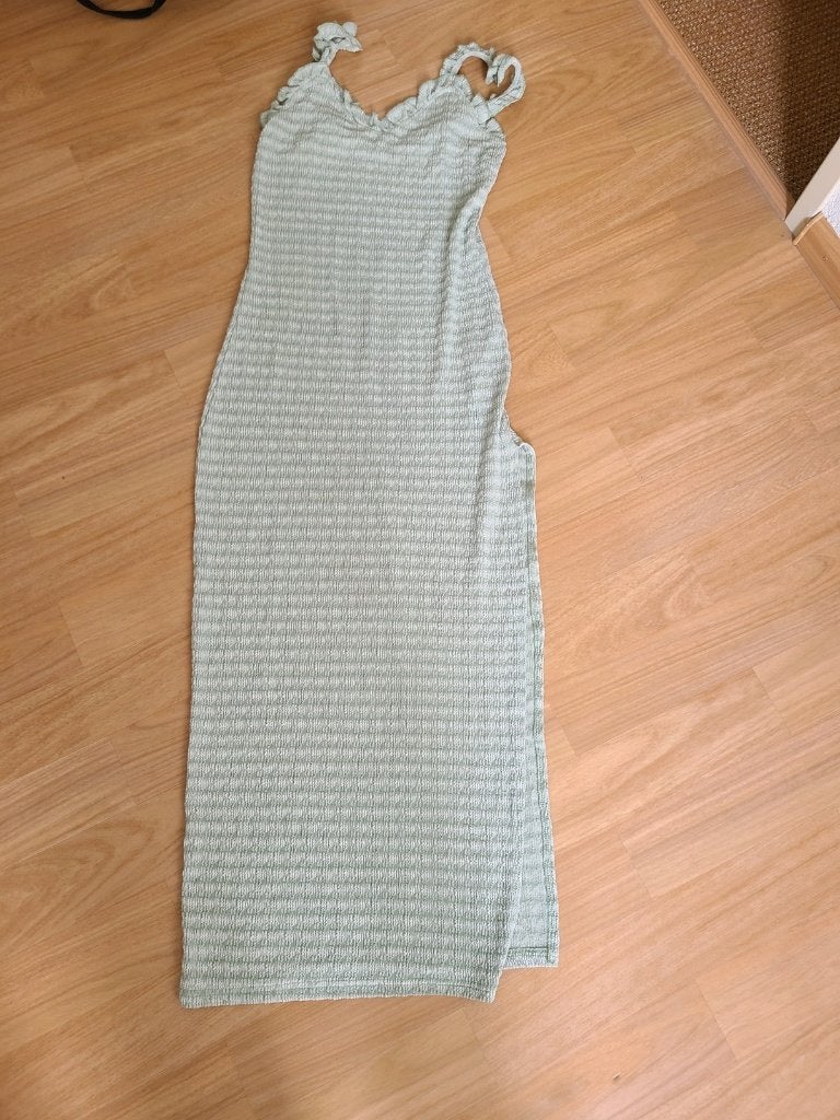 Groen/witte jurk, Shein, maat 38, met split, Maat 38/40 (M), Nieuw, Ophalen of Verzenden, Shein