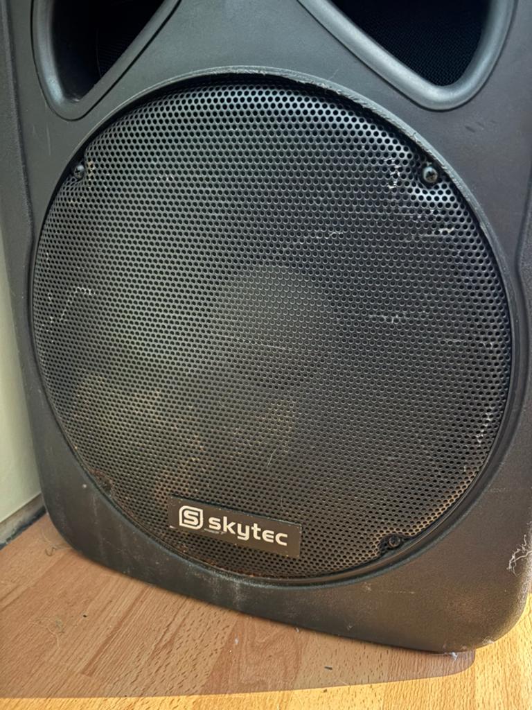 Set van 2 stuks Skytec 170.316 actieve PA speakers, Ophalen of Verzenden, Gebruikt, 500 tot 1000 watt, P.A.