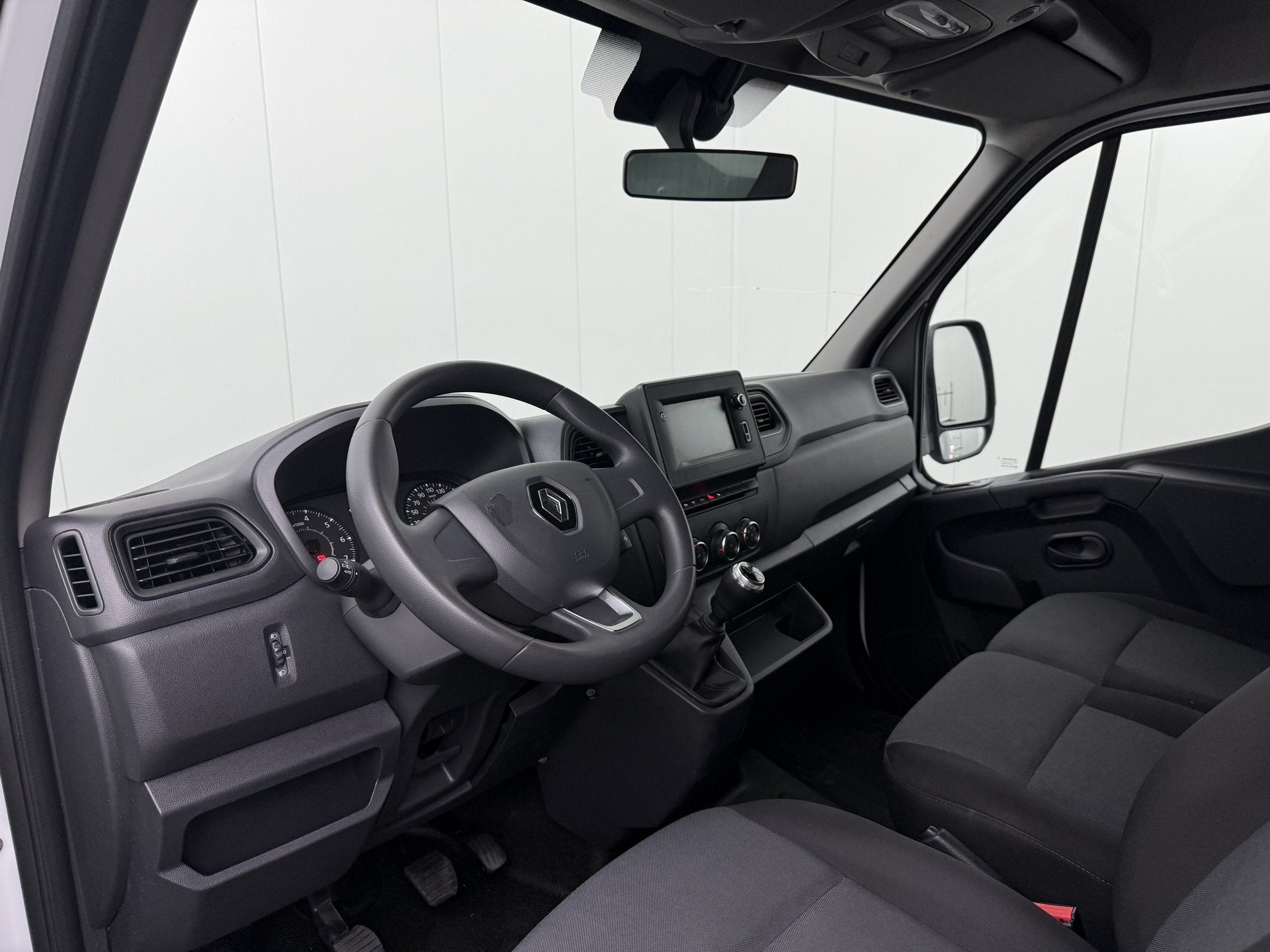 Renault Master 2.3DCi 165PK Bakwagen+Laadklep | Navigatie |, Gebruikt, Renault, 3000 kg, Origineel Nederlands