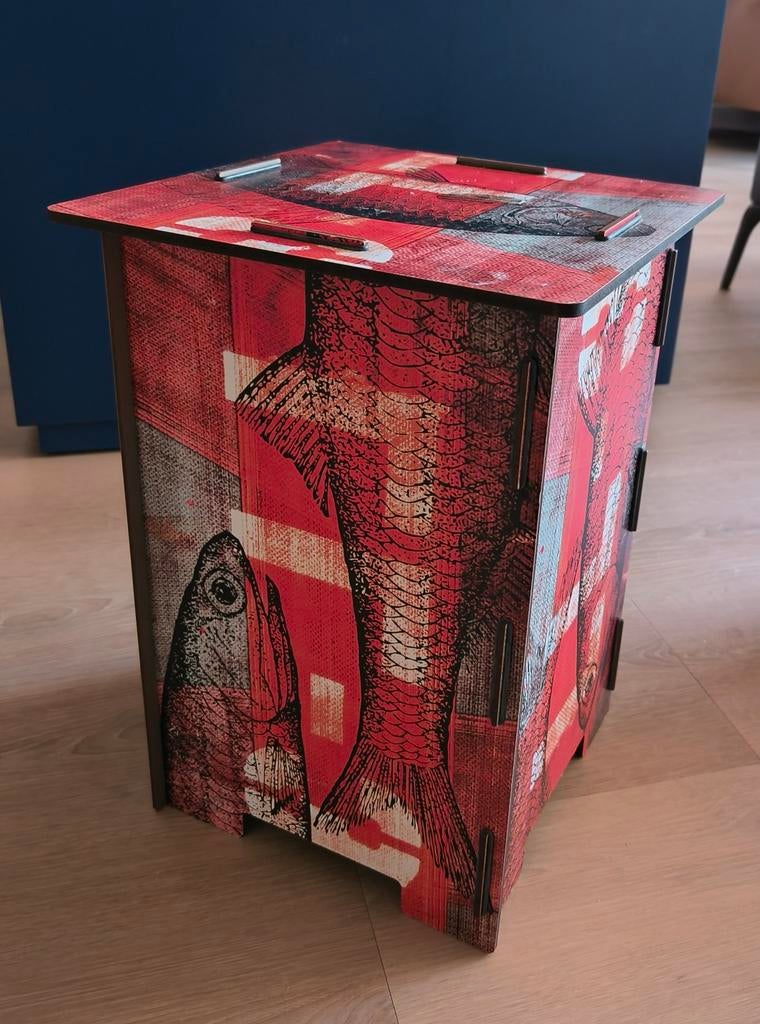 Set van 2 krukjes/bijzettafeltjes Miho Design, vis, Minder dan 55 cm, Ophalen of Verzenden, Zo goed als nieuw, Overige materialen