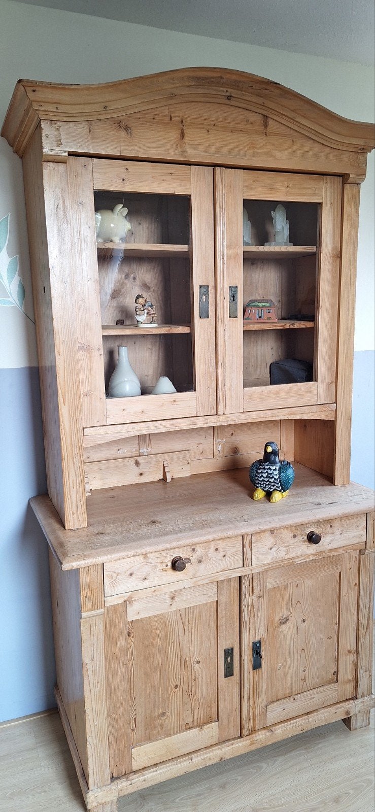 Antieke grenen buffetkast met vitrine, Antiek en Kunst, Ophalen