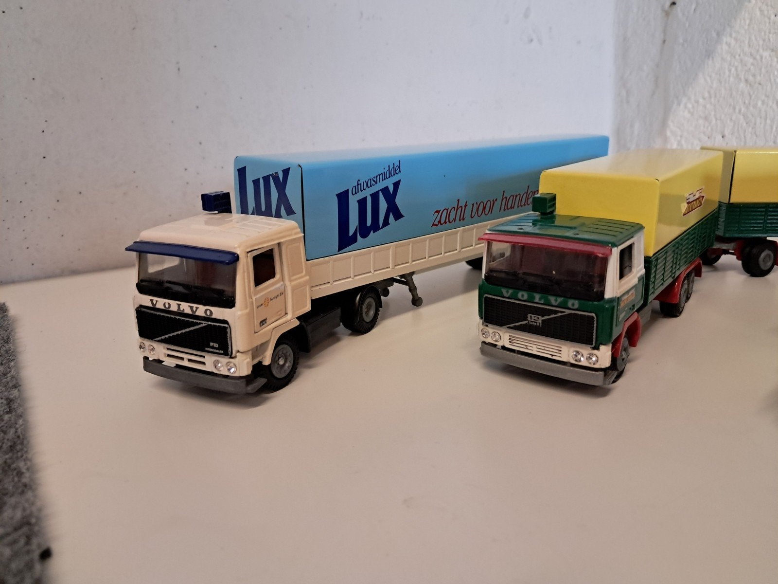 Tekno set Volvo F 10. / 12, Ophalen of Verzenden, Zo goed als nieuw, Bus of Vrachtwagen, Tekno
