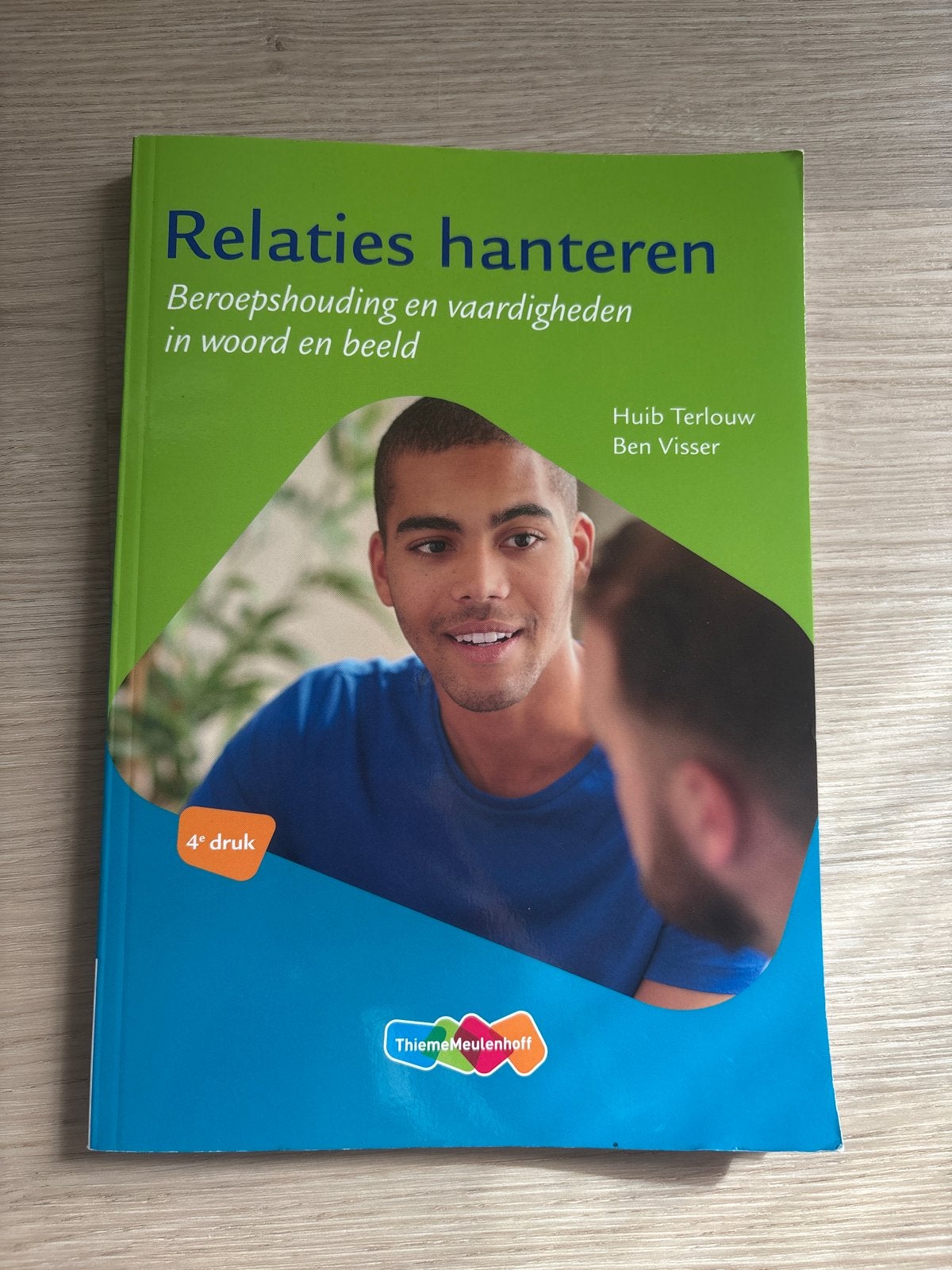 Relaties hanteren - Beroepshouding en vaardigheden, Boeken, Studieboeken en Cursussen, Ophalen of Verzenden, Gamma, Zo goed als nieuw