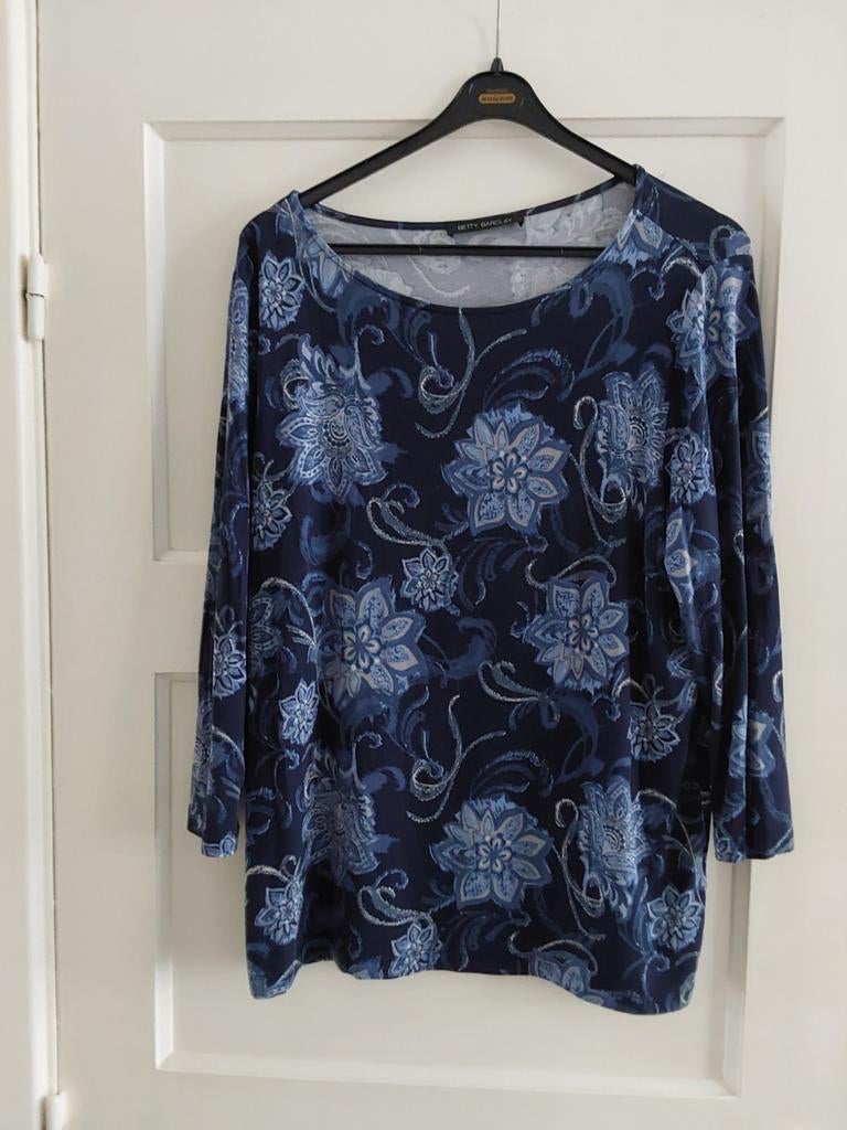 Top Betty Barclay maat 44 - 46 ( in nieuwstaat ), Kleding | Dames, Tops, Overige kleuren, Maat 42/44 (L), Betty Barclay, Ophalen of Verzenden