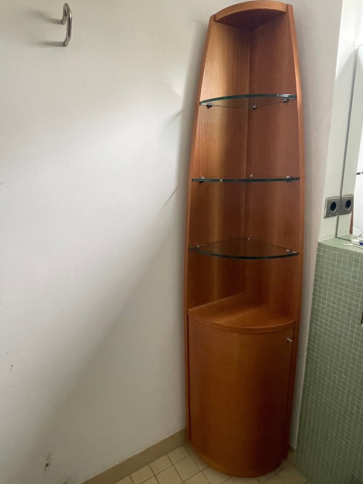 Mooie notenhouten hoekkast., Ophalen, (Half)hoge kast, Minder dan 50 cm, Gebruikt