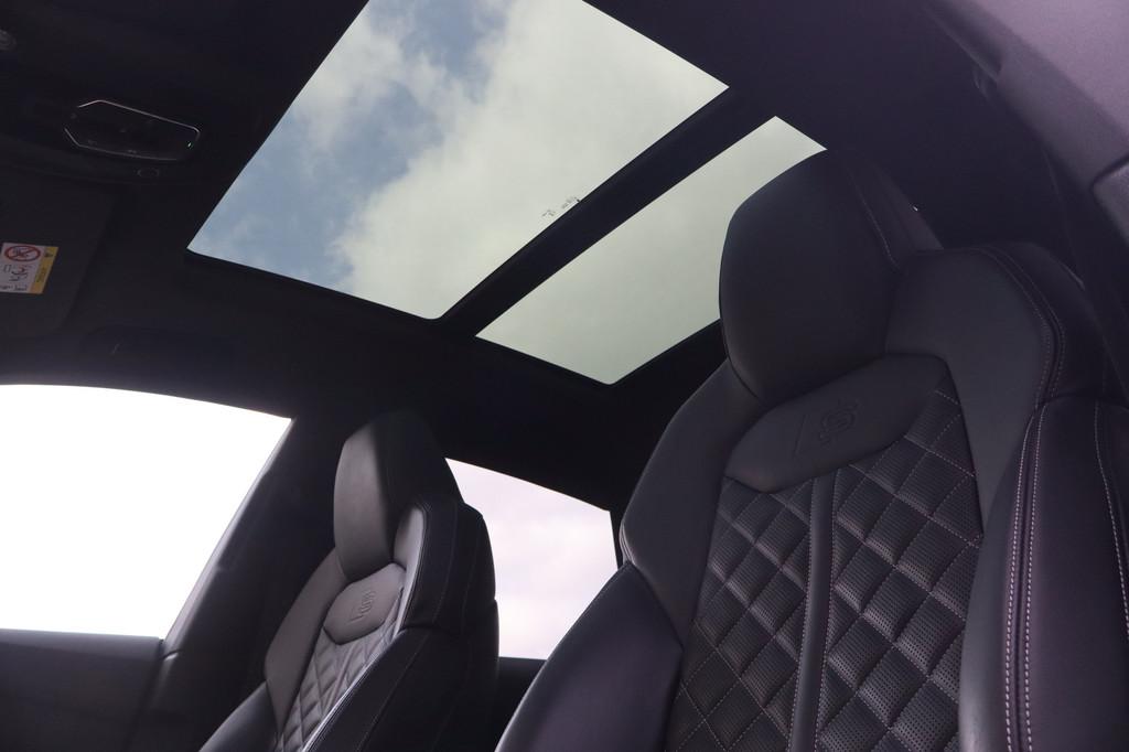 Audi Q8 55 TFSI e quattro Pro Line S Elek.Trekh. I Massage I, Auto's, Audi, 14 kWh, Gebruikt, Euro 6, 2995 cc