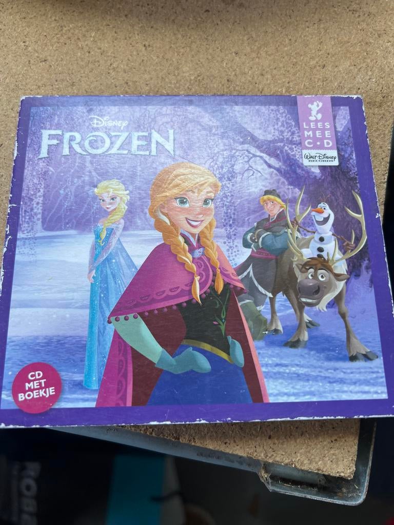 Disney Frozen Lees Mee CD met boekje, Ophalen of Verzenden, Gebruikt, Verhaal of Sprookje, 3 tot 5 jaar