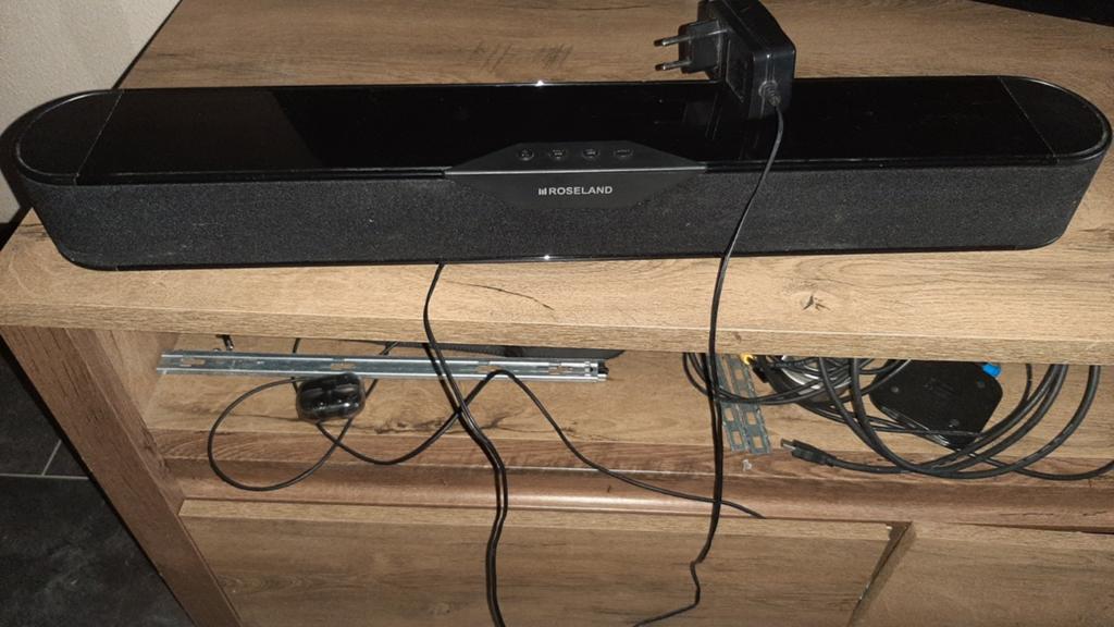 Roseland Soundbar - Krachtig Geluid voor Thuis, Ophalen, Gebruikt
