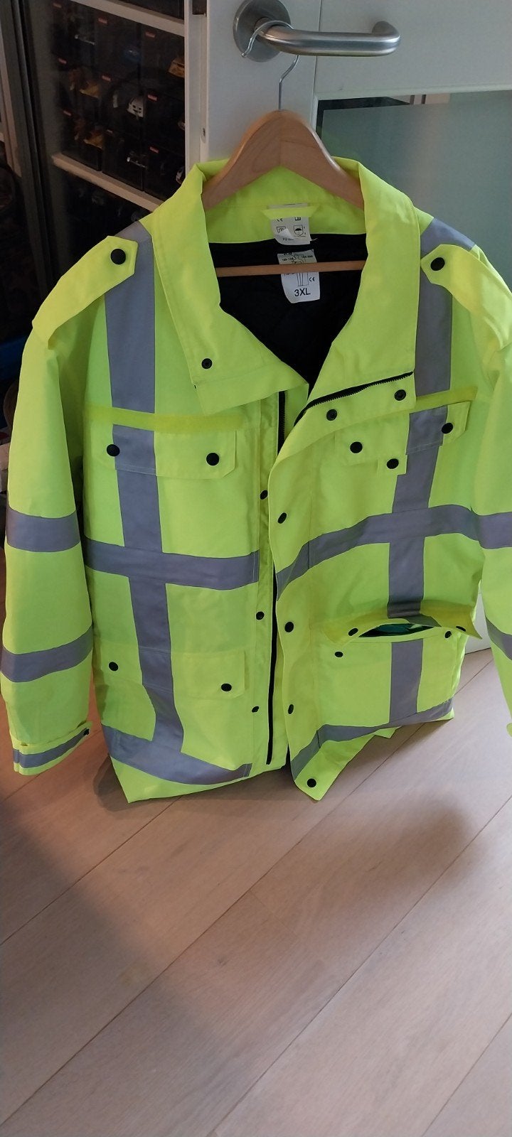 Gele werk jas maat 3xl met reflectoren en binnenvoering, Kleding | Heren, Ophalen of Verzenden, Nieuw, Geel, Jas of Mantel
