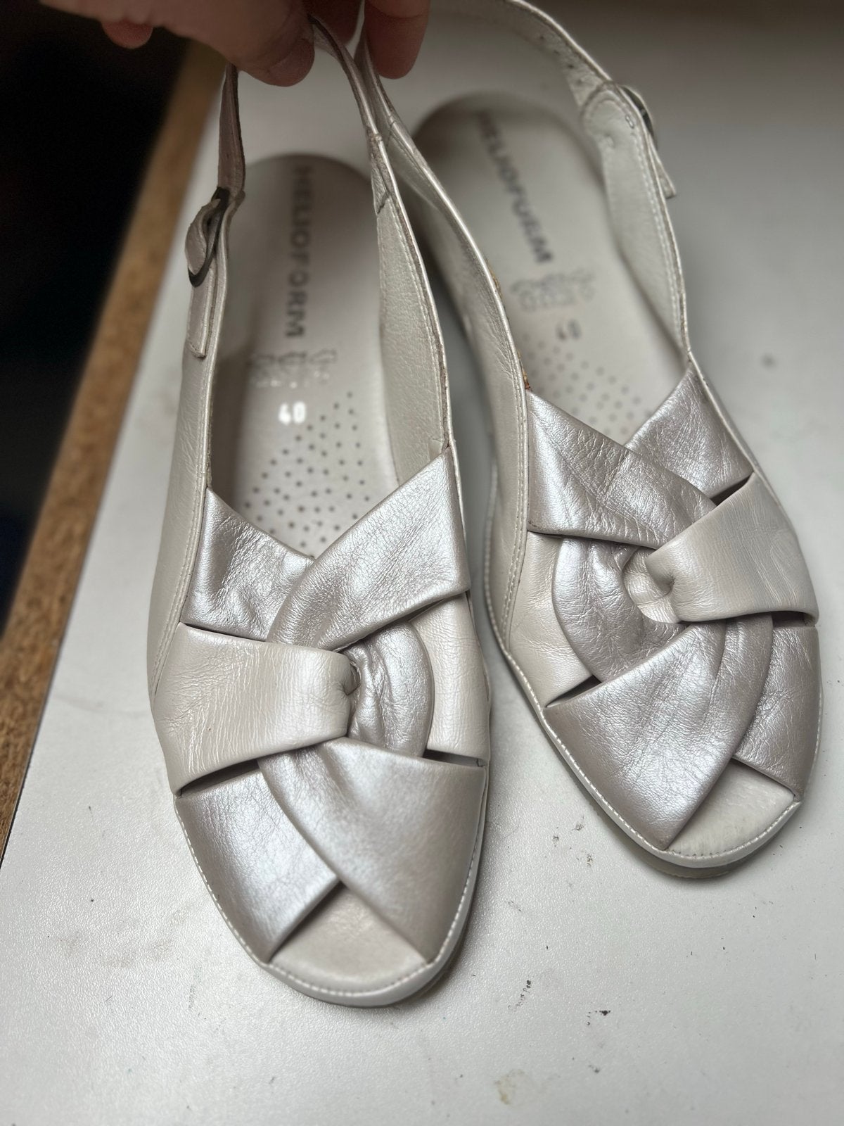 Helioform Slingback Sandalen Maat 40, Kleding | Dames, Schoenen, Ophalen of Verzenden, Gedragen, Beige, Sandalen of Muiltjes