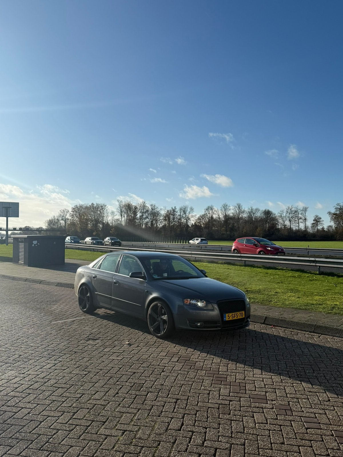 Audi A4 B7 2.0 TFSI S-Line Dolphin Grey Project / Opknapper, 4 cilinders, 1984 cc, A4, 75 €/maand