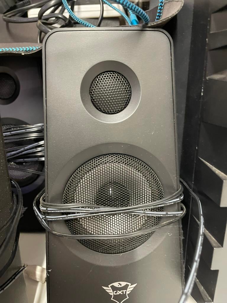 Trust speakers set met sub, Ophalen, Zo goed als nieuw, Overige typen